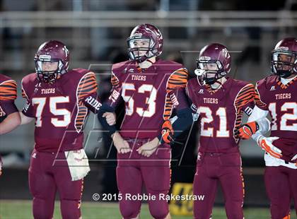Thumbnail 3 in Tenaha vs. Muenster (UIL 2A Division II Regional Playoff) photogallery.