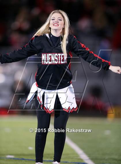 Thumbnail 3 in Tenaha vs. Muenster (UIL 2A Division II Regional Playoff) photogallery.