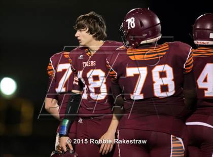 Thumbnail 3 in Tenaha vs. Muenster (UIL 2A Division II Regional Playoff) photogallery.