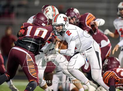 Thumbnail 2 in Tenaha vs. Muenster (UIL 2A Division II Regional Playoff) photogallery.