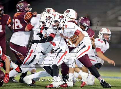 Thumbnail 2 in Tenaha vs. Muenster (UIL 2A Division II Regional Playoff) photogallery.