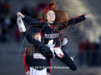 Thumbnail 2 in Tenaha vs. Muenster (UIL 2A Division II Regional Playoff) photogallery.