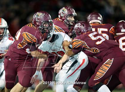 Thumbnail 2 in Tenaha vs. Muenster (UIL 2A Division II Regional Playoff) photogallery.