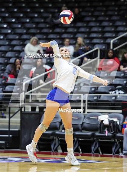 Thumbnail 3 in Columbus vs. Gunter (UIL 3A Semifinal) photogallery.