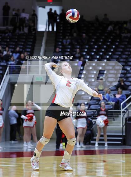 Thumbnail 2 in Columbus vs. Gunter (UIL 3A Semifinal) photogallery.