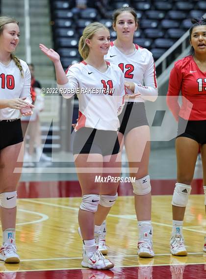 Thumbnail 3 in Columbus vs. Gunter (UIL 3A Semifinal) photogallery.
