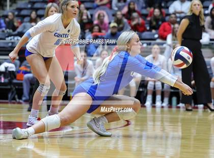 Thumbnail 3 in Columbus vs. Gunter (UIL 3A Semifinal) photogallery.