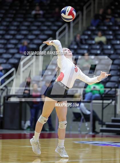 Thumbnail 3 in Columbus vs. Gunter (UIL 3A Semifinal) photogallery.