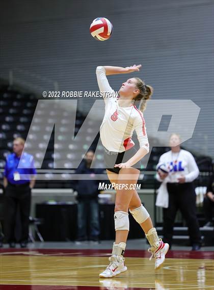 Thumbnail 2 in Columbus vs. Gunter (UIL 3A Semifinal) photogallery.