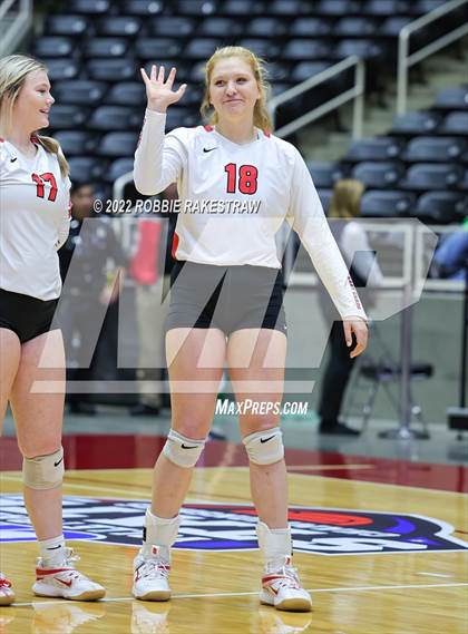 Thumbnail 2 in Columbus vs. Gunter (UIL 3A Semifinal) photogallery.