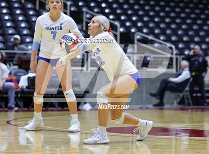 Thumbnail 2 in Columbus vs. Gunter (UIL 3A Semifinal) photogallery.