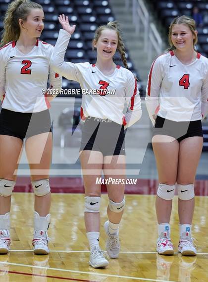 Thumbnail 3 in Columbus vs. Gunter (UIL 3A Semifinal) photogallery.