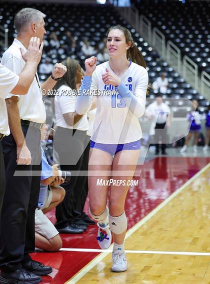Thumbnail 1 in Columbus vs. Gunter (UIL 3A Semifinal) photogallery.