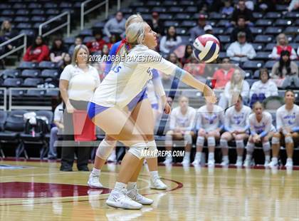 Thumbnail 1 in Columbus vs. Gunter (UIL 3A Semifinal) photogallery.