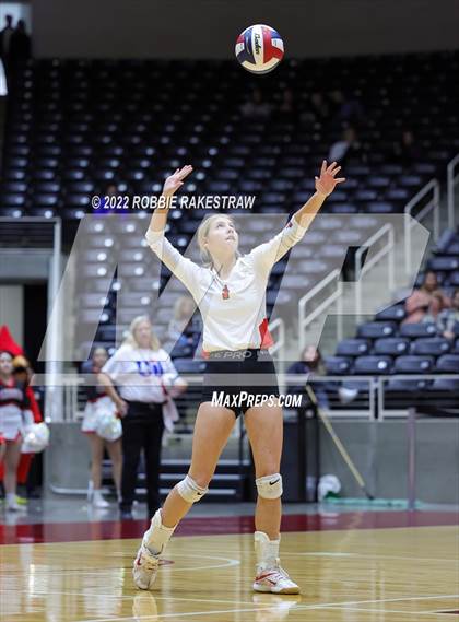 Thumbnail 1 in Columbus vs. Gunter (UIL 3A Semifinal) photogallery.