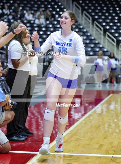 Thumbnail 2 in Columbus vs. Gunter (UIL 3A Semifinal) photogallery.