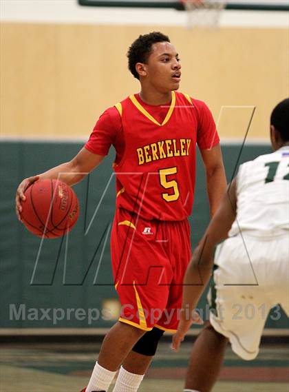 Thumbnail 1 in Berkeley @ De La Salle (CIF NCS D1 Playoffs) photogallery.