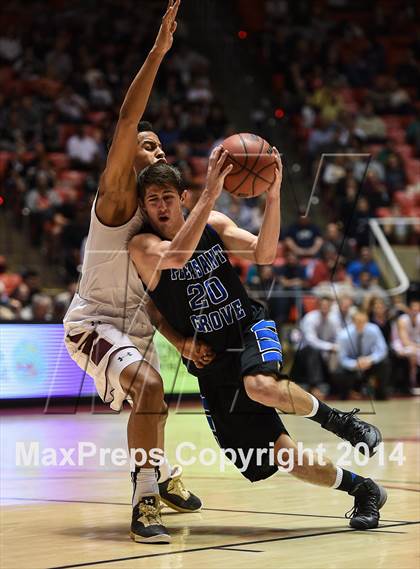 Thumbnail 3 in Pleasant Grove vs. Lone Peak (UHSAA 5A Final) photogallery.
