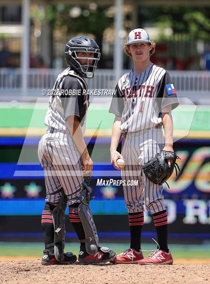 Thumbnail 3 in Rockwall-Heath vs. Rockwall (UIL 6A Regional Final Game 1) photogallery.