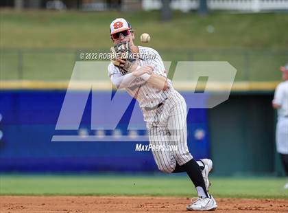 Thumbnail 3 in Rockwall-Heath vs. Rockwall (UIL 6A Regional Final Game 1) photogallery.