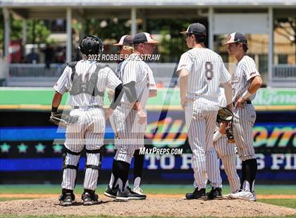 Thumbnail 3 in Rockwall-Heath vs. Rockwall (UIL 6A Regional Final Game 1) photogallery.