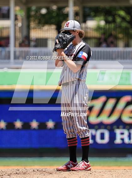 Thumbnail 2 in Rockwall-Heath vs. Rockwall (UIL 6A Regional Final Game 1) photogallery.