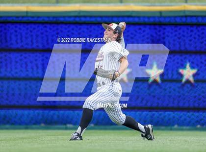 Thumbnail 3 in Rockwall-Heath vs. Rockwall (UIL 6A Regional Final Game 1) photogallery.