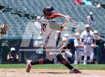 Thumbnail 1 in Rockwall-Heath vs. Rockwall (UIL 6A Regional Final Game 1) photogallery.