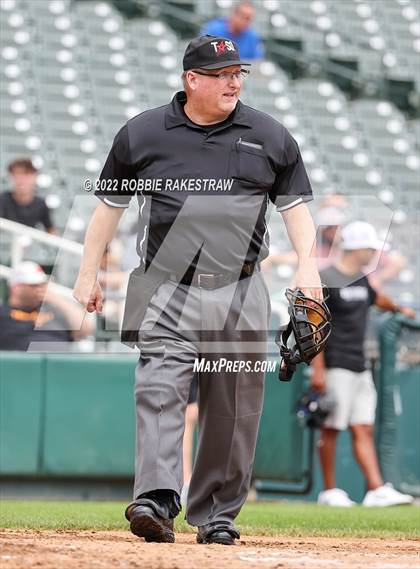 Thumbnail 3 in Rockwall-Heath vs. Rockwall (UIL 6A Regional Final Game 1) photogallery.