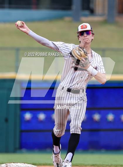 Thumbnail 2 in Rockwall-Heath vs. Rockwall (UIL 6A Regional Final Game 1) photogallery.