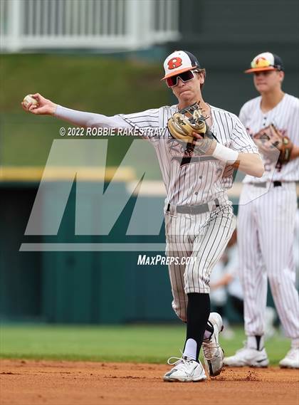 Thumbnail 2 in Rockwall-Heath vs. Rockwall (UIL 6A Regional Final Game 1) photogallery.