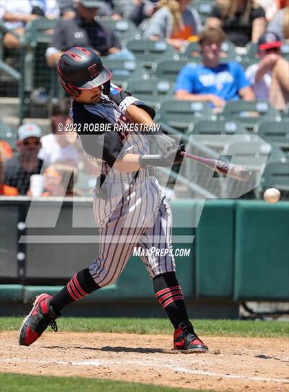 Thumbnail 2 in Rockwall-Heath vs. Rockwall (UIL 6A Regional Final Game 1) photogallery.