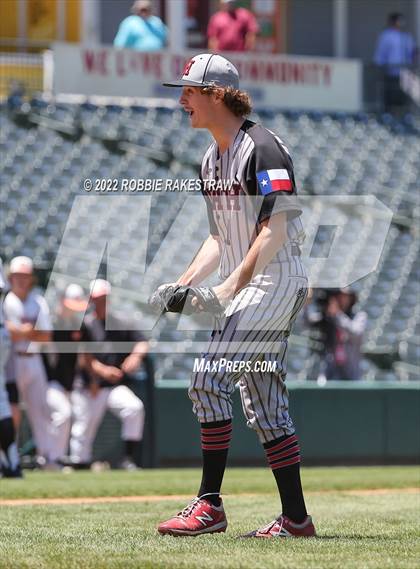 Thumbnail 1 in Rockwall-Heath vs. Rockwall (UIL 6A Regional Final Game 1) photogallery.