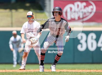 Thumbnail 2 in Rockwall-Heath vs. Rockwall (UIL 6A Regional Final Game 1) photogallery.
