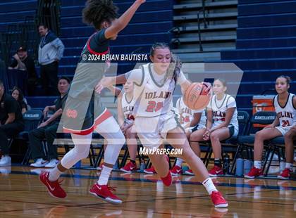 Thumbnail 2 in 'Iolani vs. Mater Dei (Imua Invitational) photogallery.