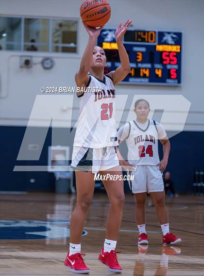 Thumbnail 1 in 'Iolani vs. Mater Dei (Imua Invitational) photogallery.