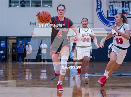 Thumbnail 3 in 'Iolani vs. Mater Dei (Imua Invitational) photogallery.