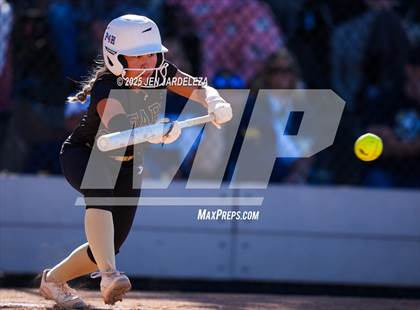 Thumbnail 2 in Palmer Ridge vs. Holy Family (CHSAA 4A Semifinal) photogallery.