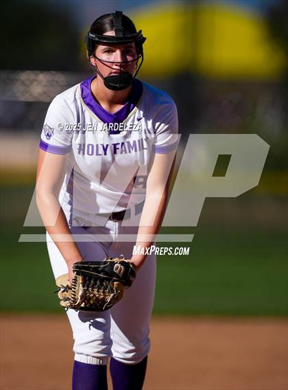 Thumbnail 3 in Palmer Ridge vs. Holy Family (CHSAA 4A Semifinal) photogallery.