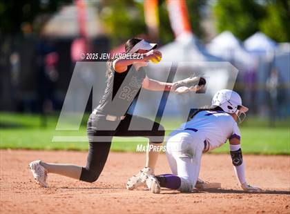 Thumbnail 3 in Palmer Ridge vs. Holy Family (CHSAA 4A Semifinal) photogallery.
