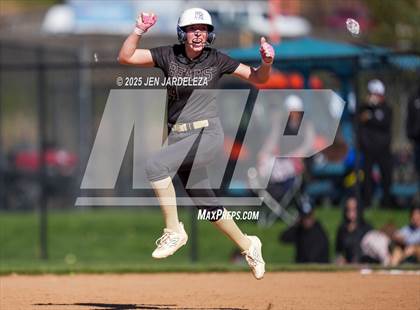 Thumbnail 2 in Palmer Ridge vs. Holy Family (CHSAA 4A Semifinal) photogallery.