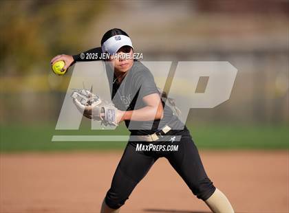 Thumbnail 3 in Palmer Ridge vs. Holy Family (CHSAA 4A Semifinal) photogallery.