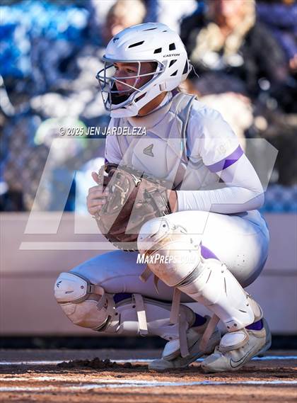 Thumbnail 2 in Palmer Ridge vs. Holy Family (CHSAA 4A Semifinal) photogallery.