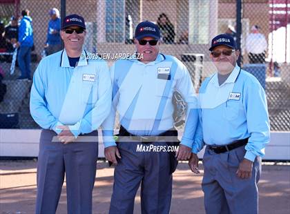 Thumbnail 2 in Palmer Ridge vs. Holy Family (CHSAA 4A Semifinal) photogallery.