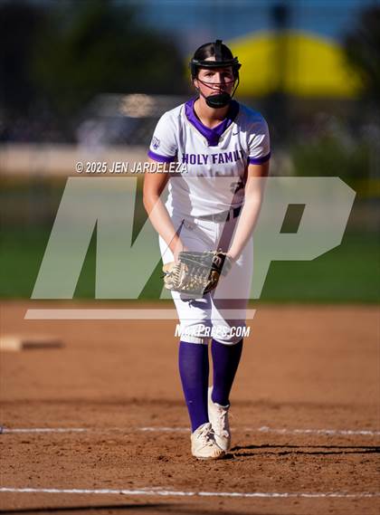 Thumbnail 3 in Palmer Ridge vs. Holy Family (CHSAA 4A Semifinal) photogallery.