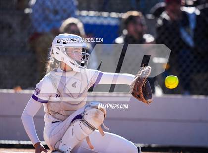 Thumbnail 2 in Palmer Ridge vs. Holy Family (CHSAA 4A Semifinal) photogallery.