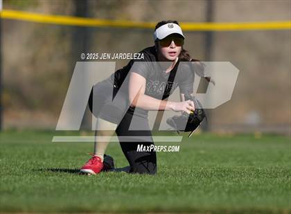 Thumbnail 1 in Palmer Ridge vs. Holy Family (CHSAA 4A Semifinal) photogallery.