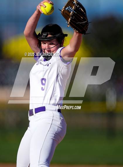 Thumbnail 3 in Palmer Ridge vs. Holy Family (CHSAA 4A Semifinal) photogallery.