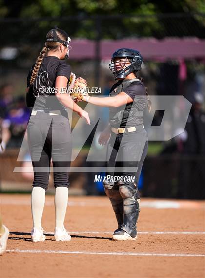 Thumbnail 1 in Palmer Ridge vs. Holy Family (CHSAA 4A Semifinal) photogallery.