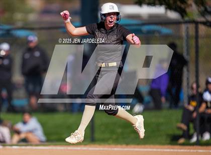 Thumbnail 1 in Palmer Ridge vs. Holy Family (CHSAA 4A Semifinal) photogallery.